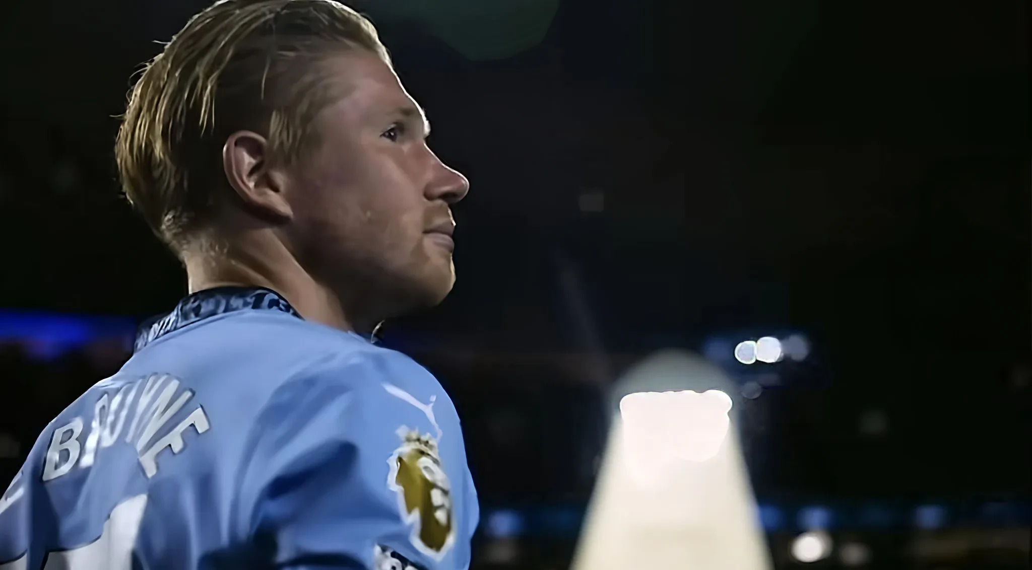 乐鱼体育德布劳内遭遇十持续失利，尤文图斯教练压力巨大！(德布劳内是顶级球员吗)