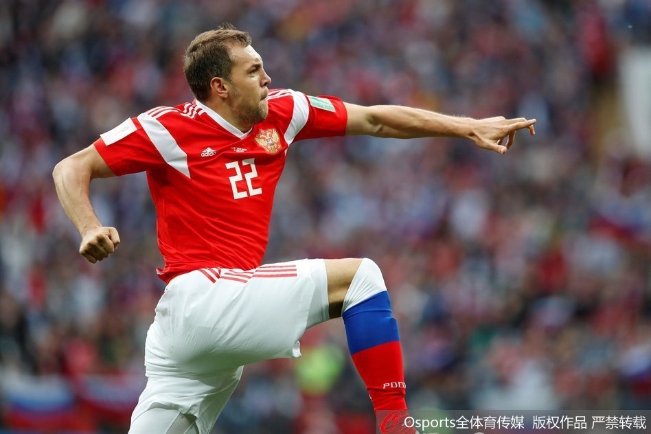 乐鱼体育包含蓬莱暴熊队对阵漓江雪豹队，田径淘汰赛火力全开，门将神扑救主——客场静默反击的词条