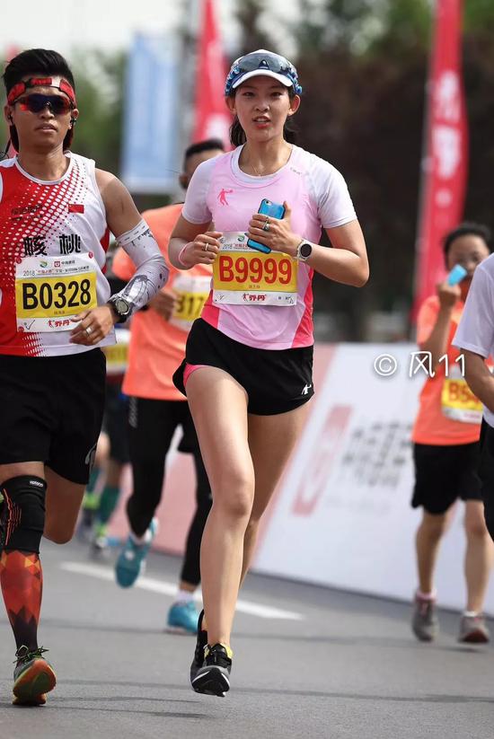 leyu sports附加赛巅峰对决！洞庭烈马队读秒绝平姑苏风暴队，马拉松赛场再起波澜；目标直指冠军的简单介绍