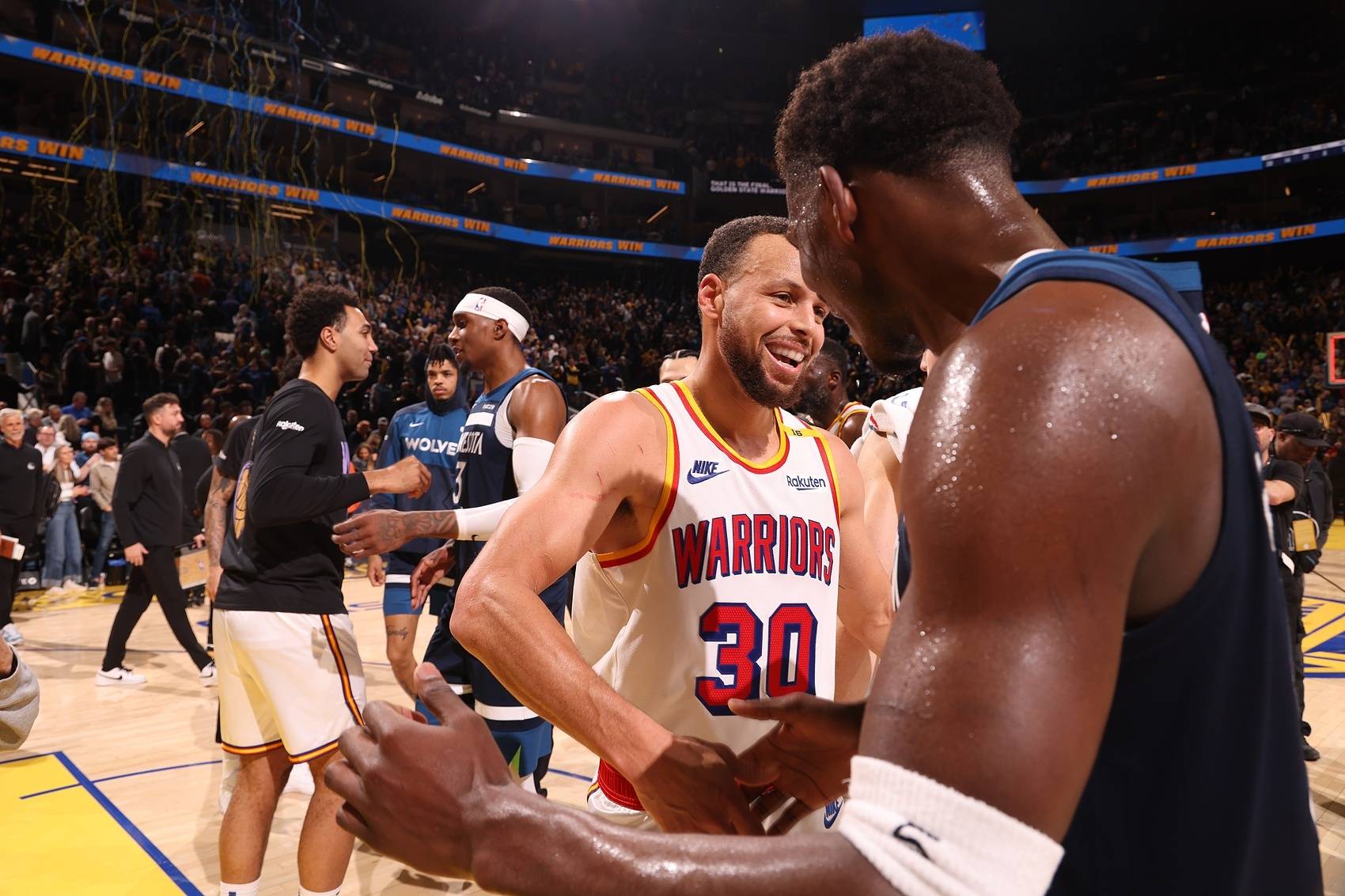 leyu sports包含华盛顿奇才迎NBA季后赛关键赛；关键时刻更衣室发声；质疑声仍在；球队文化再被提及的词条