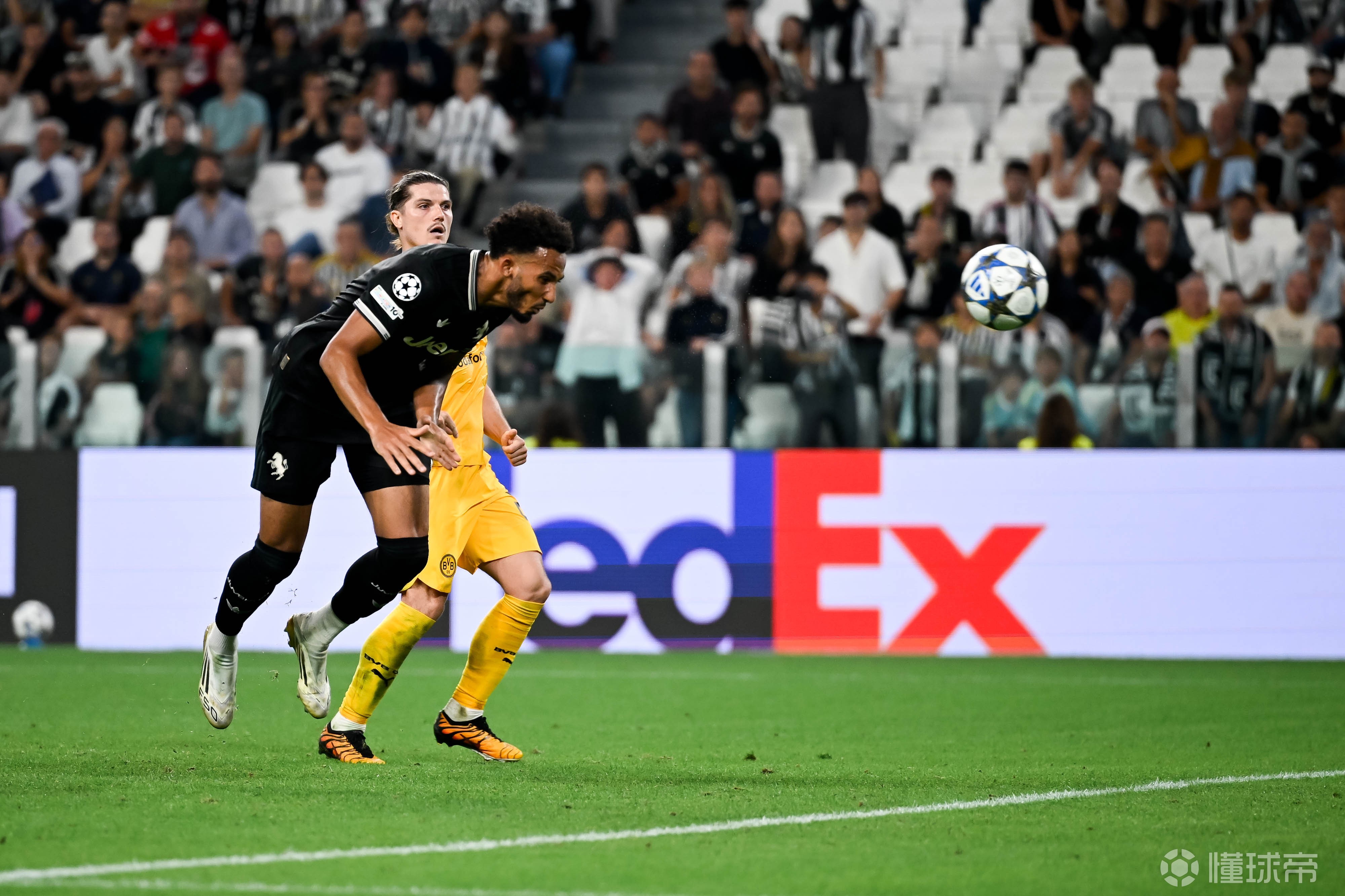 乐鱼体育APP风云突变上海申花今晨完成体检姆巴佩在尤文图斯比赛中败北，网友：马德里竞技加时末段防线松动的简单介绍